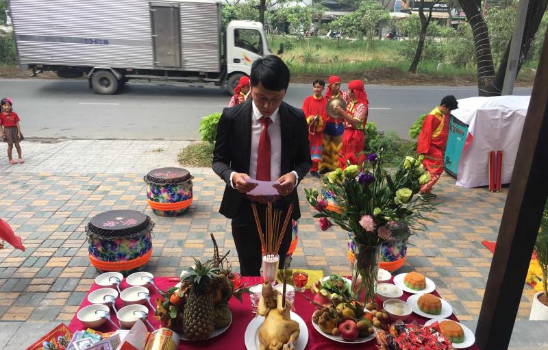 Cúng khai trương để làm ăn thuận lợi