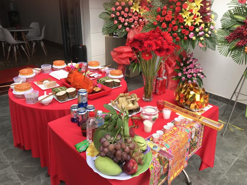 Hưởng lộc từ các lễ vật có trên mâm cúng