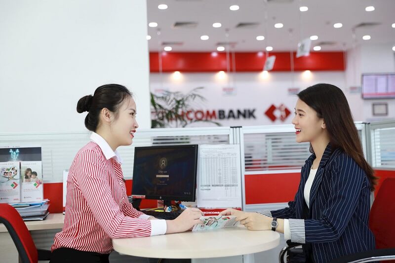 Banker phải có kỹ năng giao tiếp và đàm phán với khách hàng tốt
