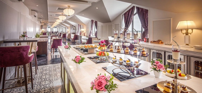 Bộ phận phục vụ đồ ăn cao cấp