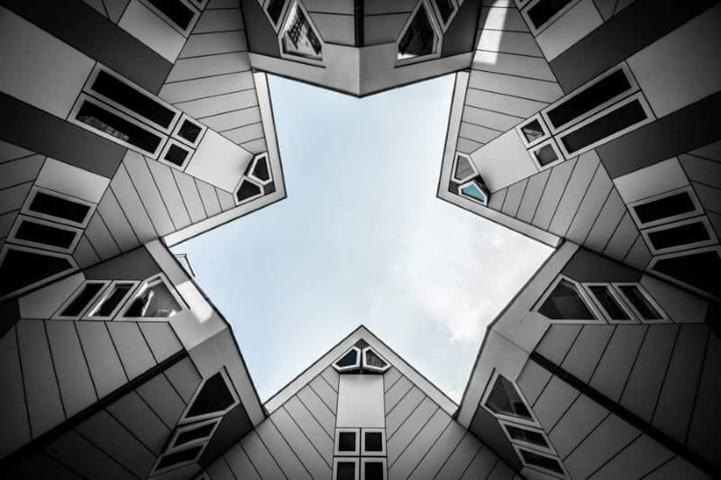 Bố cục cân bằng