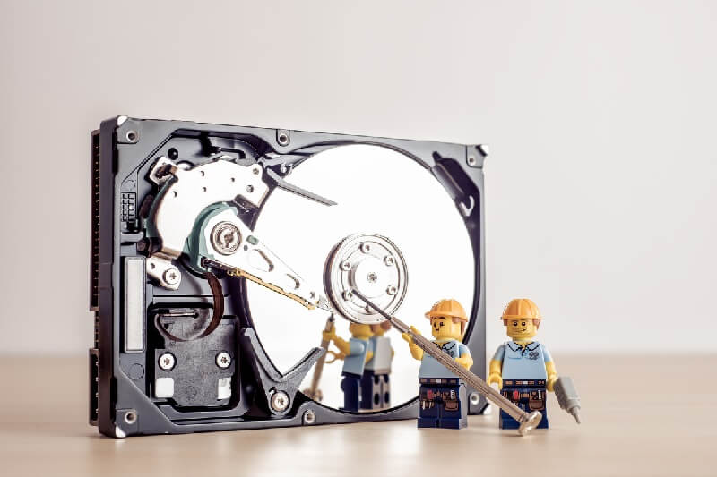 Các biện pháp an toàn để bạn kiểm tra công việc kỹ thuật tránh được các rủi ro là gì?