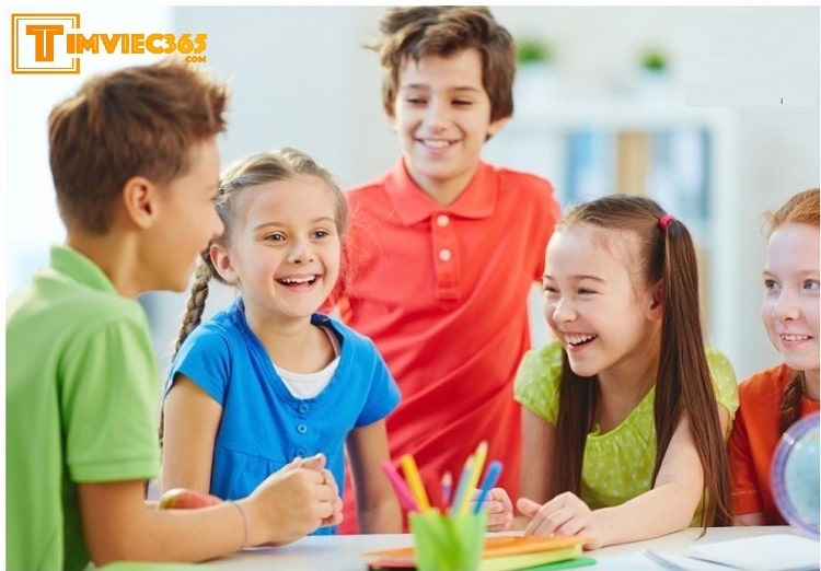 Để truyền đạt được tốt các chương trình giáo dục mầm non này, mỗi giáo viên cần những gì?