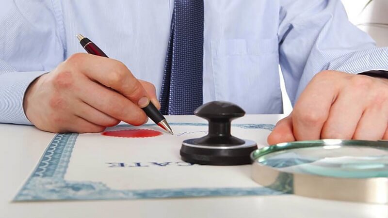 Hồ sơ xin việc cần phải công chứng những giấy tờ gì?