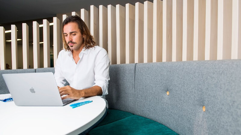 CV Butler - Cách viết những thông tin chính 