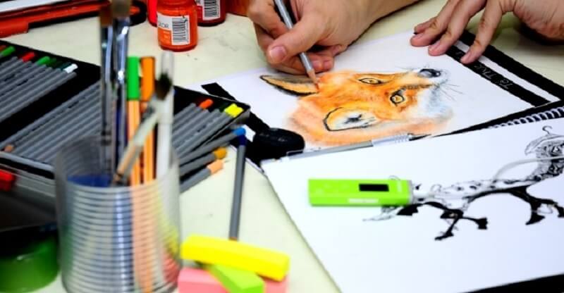 Về tổ hợp thi môn năng khiếu 