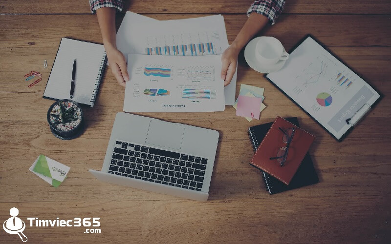 Một chiến lược Digital Marketing sẽ bao gồm? 