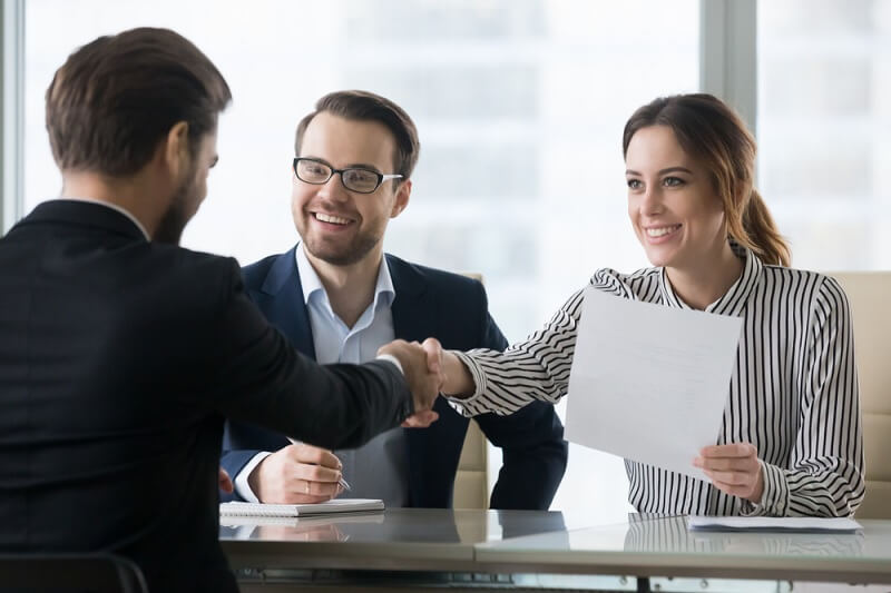  Khéo léo nhắc nhà tuyển dụng hồi âm lại cho bạn Nhấp chuột và kéo để di chuyển 