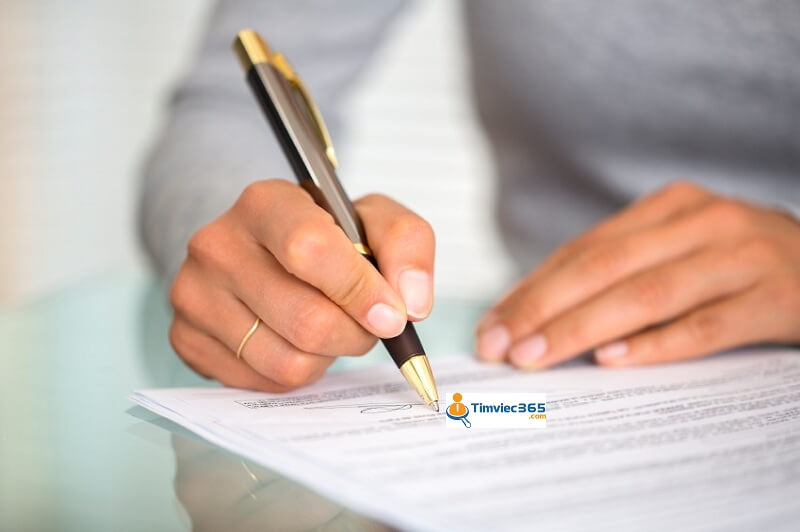 Sinh viên nên viết đơn xin việc part time bằng tay hay đánh máy?