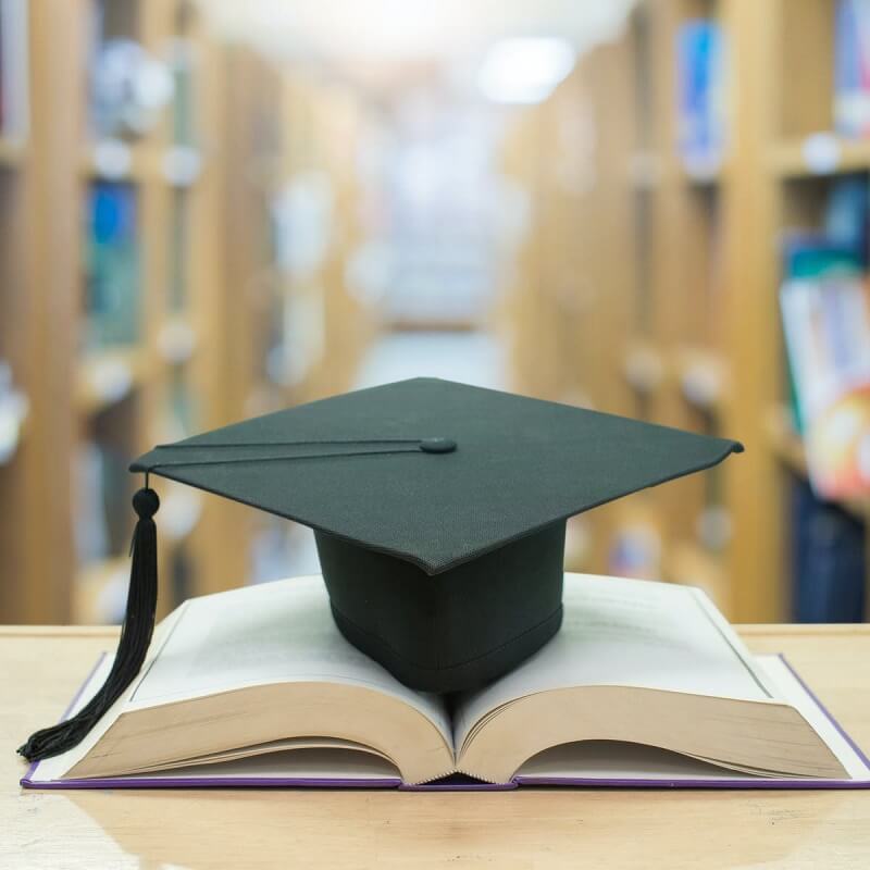 Nên tinh giản kiến thức hàn lâm