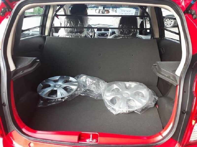 có được lắp thêm ghế sau