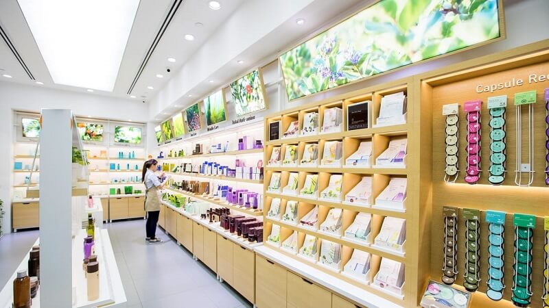 Bạn cần tối thiểu là 30m2 để mở cửa hàng mỹ phẩm