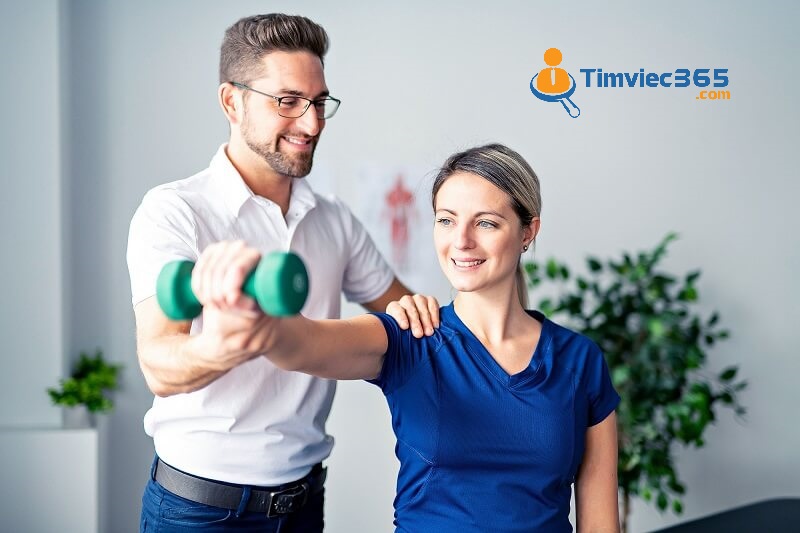 thực hiện các tư vấn, giải thích về mục đích phục hồi chức năng cho bệnh nhân và người nhà bệnh nhân