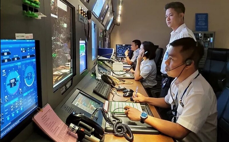 5.1. Tiêu chuẩn chung để trở thành chuyên viên điều hành chuyến bay 