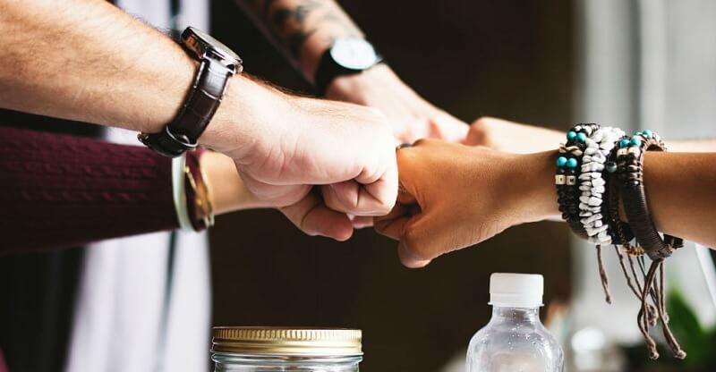 Các yêu cầu được đặt ra với nhân viên chứng từ là gì?