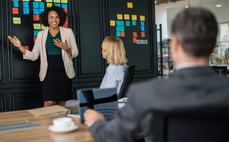 Nhân viên kế hoạch sản xuất cùng quyền lợi được nhận