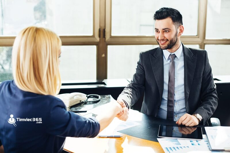 Tiến hành lên chương trình bán sản phẩm tour du lịch cho khách hàng