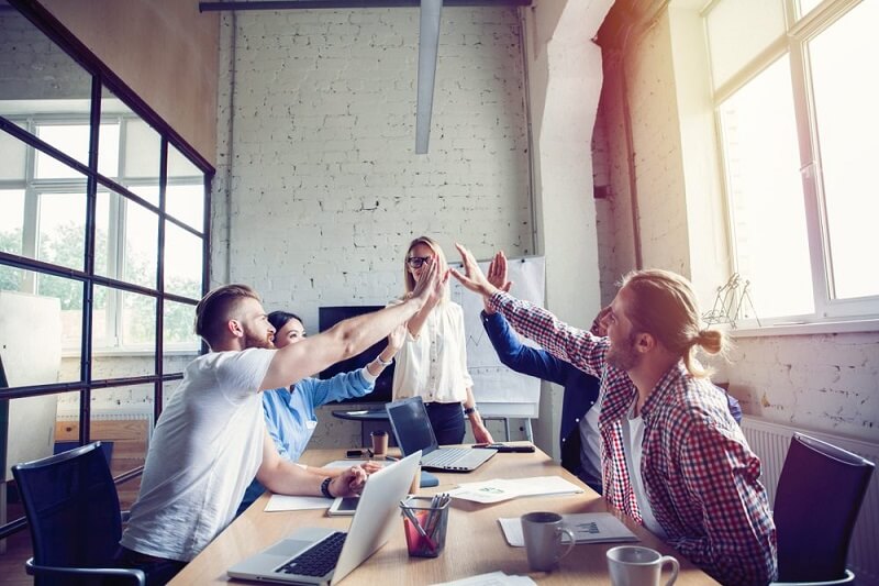 Trưởng phòng chăm sóc khách hàng ứng tuyển dễ dàng nhờ viecday365.com