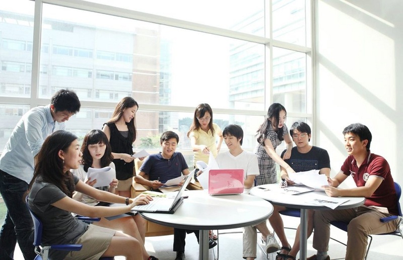 Khối thi và điểm chuẩn