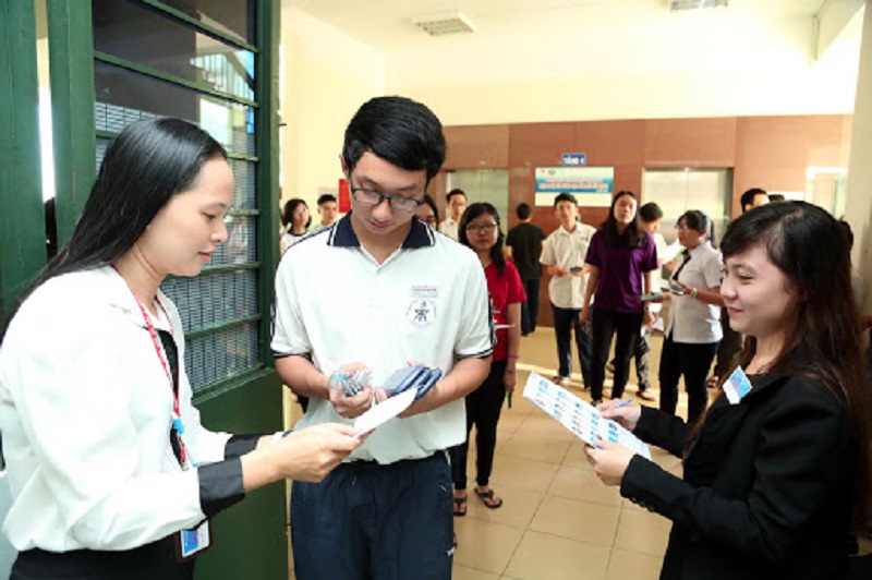 Có khả năng ngoại ngữ và tin học