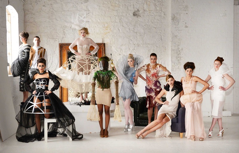 Ngành thiết kế thời trang phù hợp với những ai?