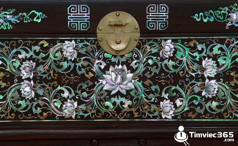 Cơ hội việc làm nghề khảm trai vươn ra thế giới