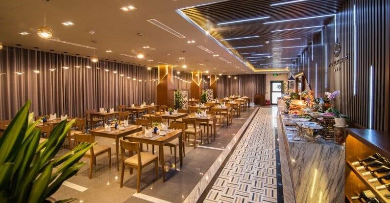 Nhà hàng tại các khách sạn