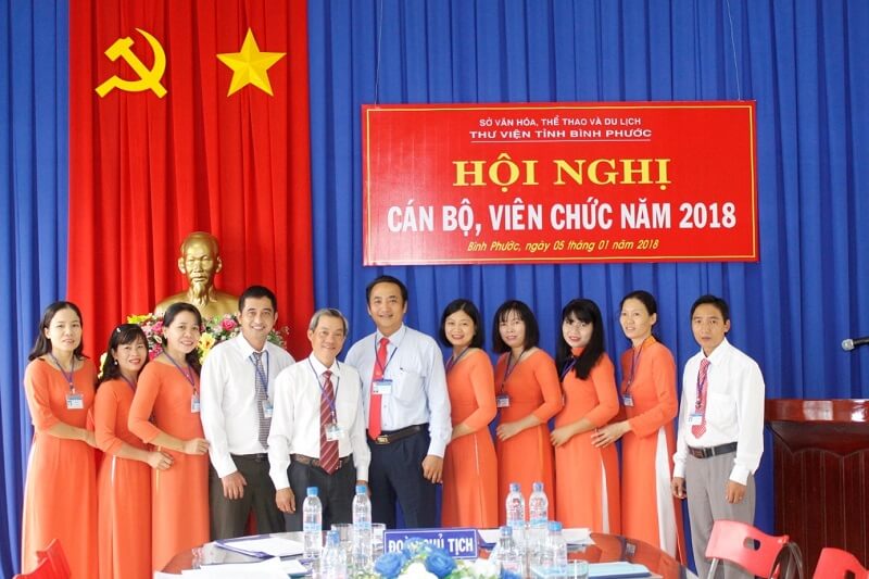Cán bộ chuyên trách và không chuyên trách khác nhau