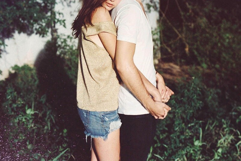 Quan tâm không có nghĩa là kiểm soát