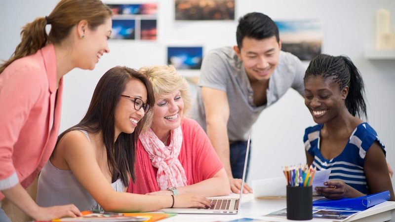 Nên tuyển dụng thực tập sinh hay không?