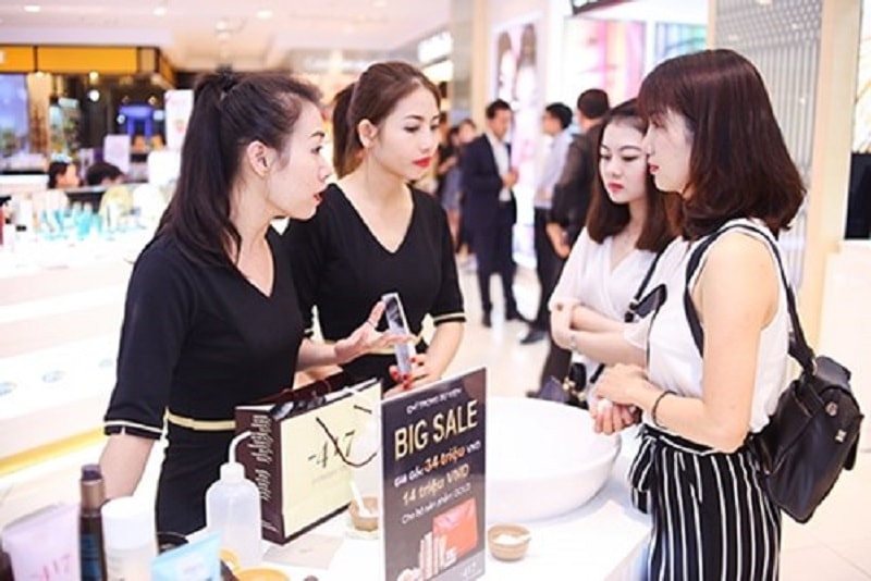 Trả lời cho câu hỏi nhân viên bán hàng là gì?