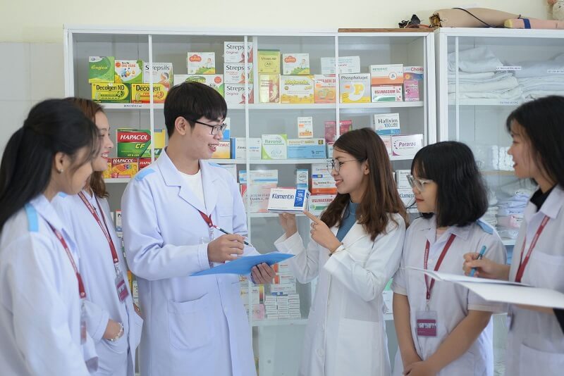 Yêu cầu cần có khi làm trong ngành Dược học