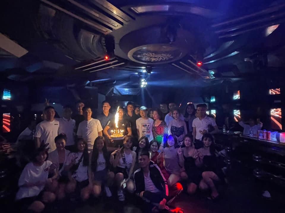 Hình ảnh 1 - Tuyển Dụng Nhân Viên Quán Karaoke