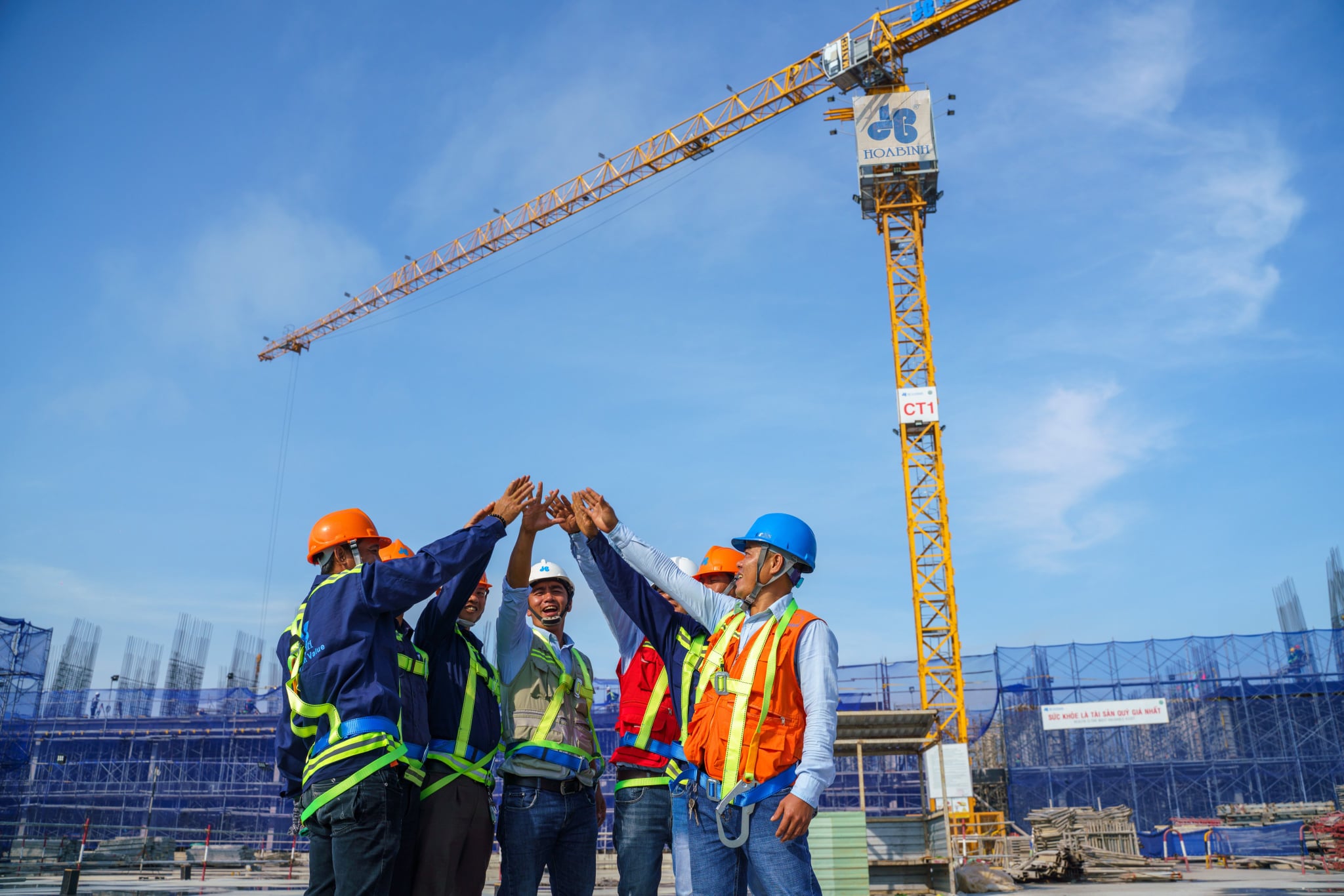 Hình ảnh 1 - Công Ty Cổ Phần Tập Đoàn Xây Dựng Hòa Bình