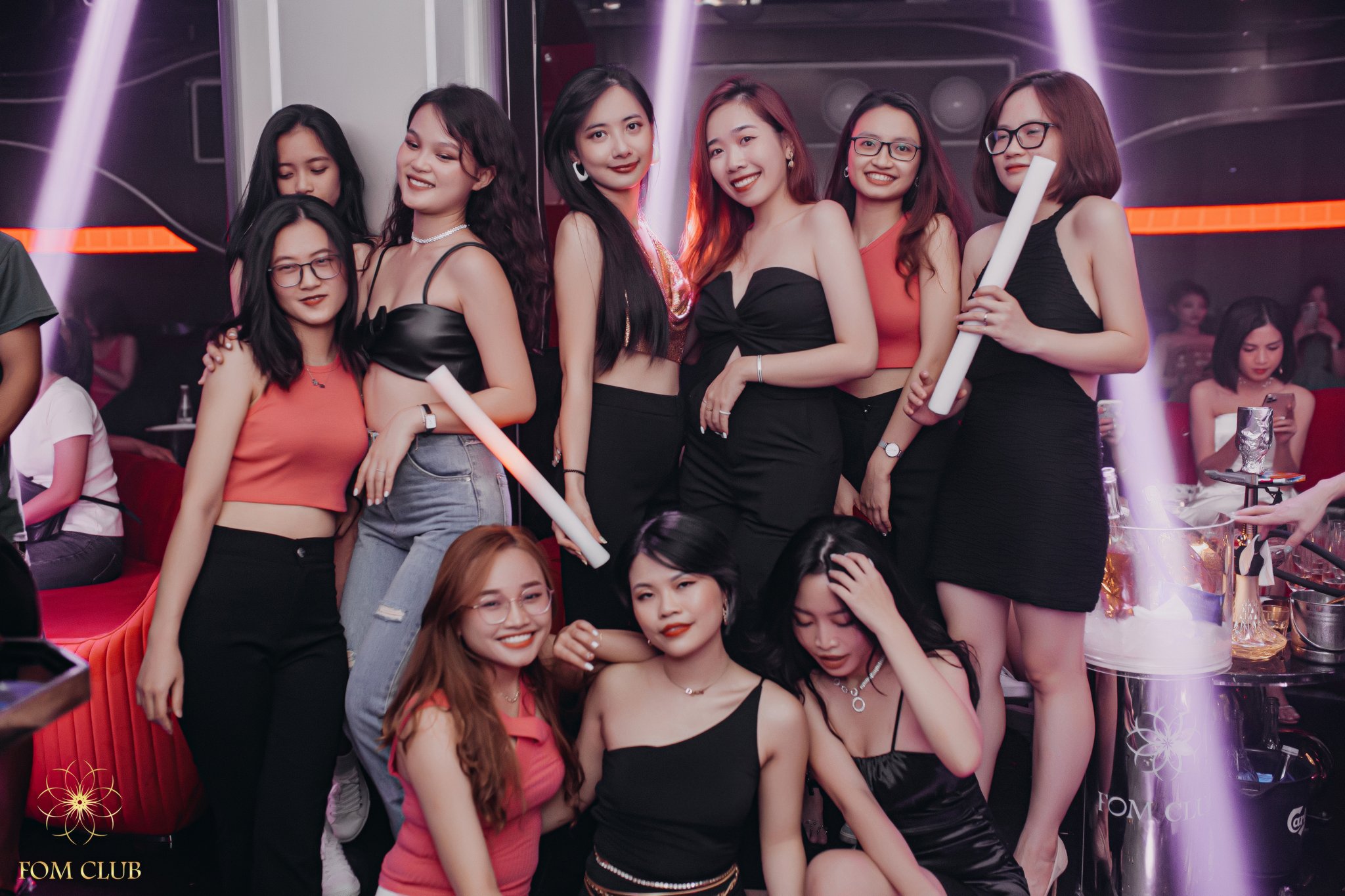 Hình ảnh 1 - Fom Club Hạ Long