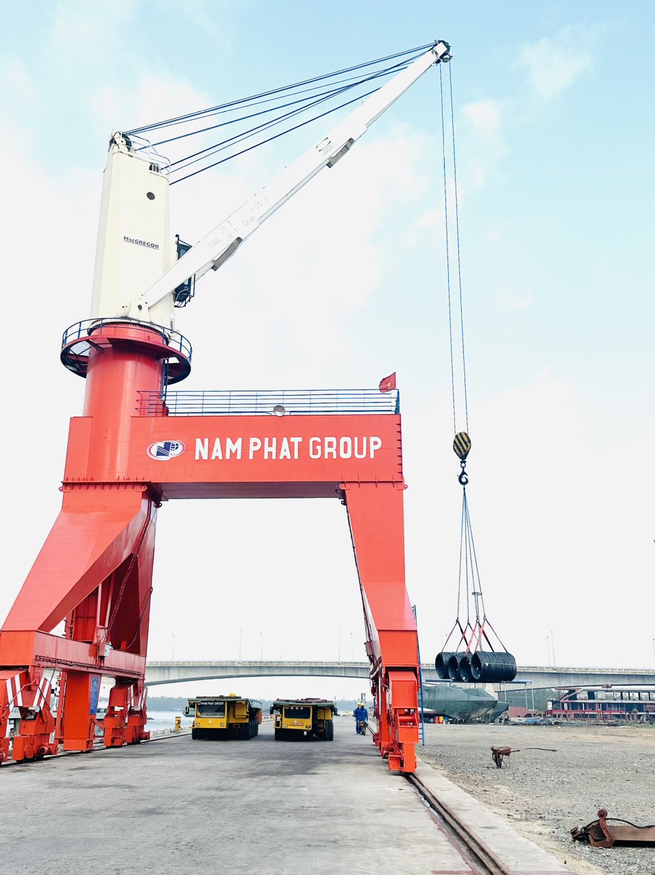 Hình ảnh 1 - Công Ty CP Đóng Tàu Và Vận Tải Biển Nam Phát