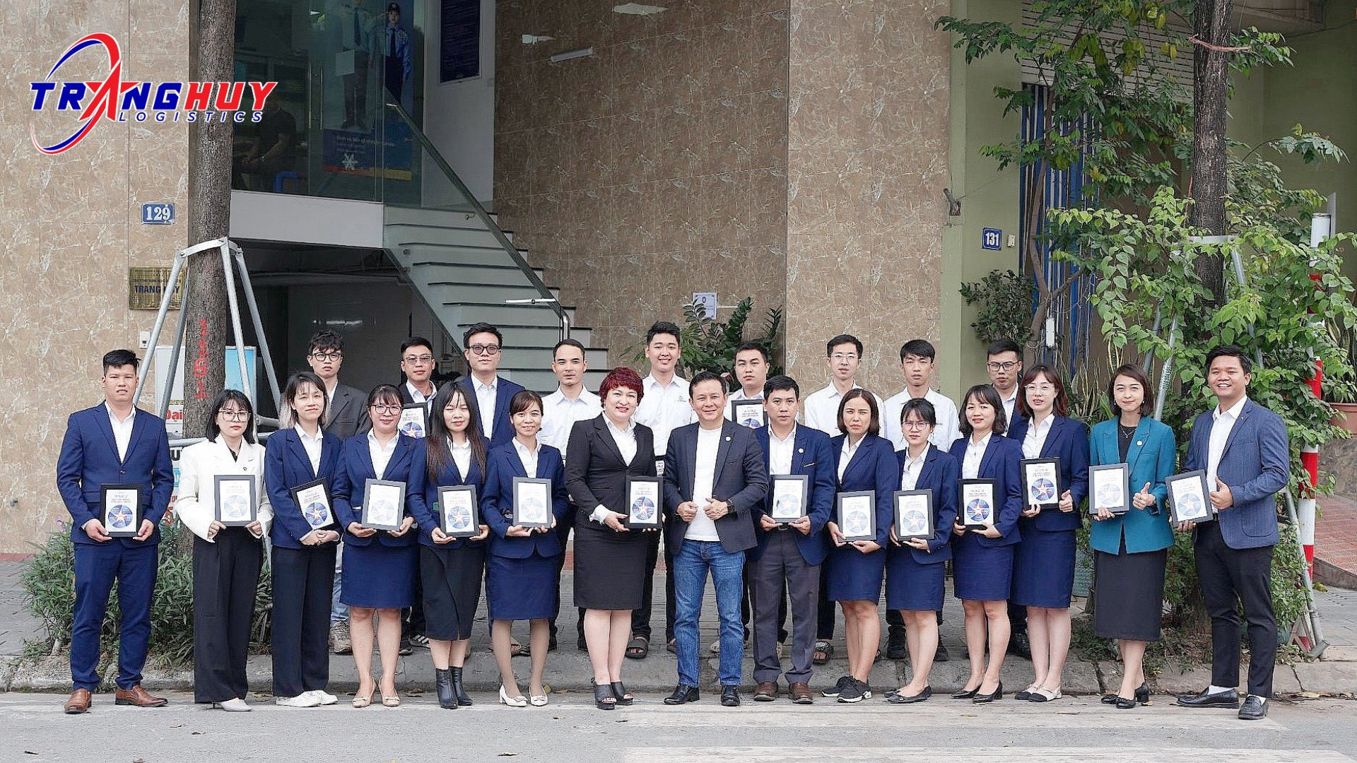 Hình ảnh 1 - Công Ty TNHH Thương Mại Và Giao Nhận Vận Tải Quốc Tế Trang Huy