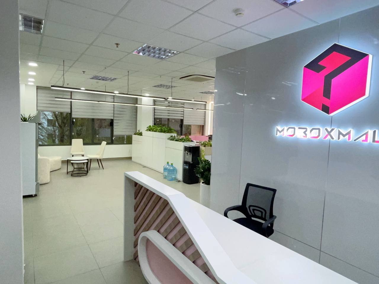 Hình ảnh 1 - Mobox Mall