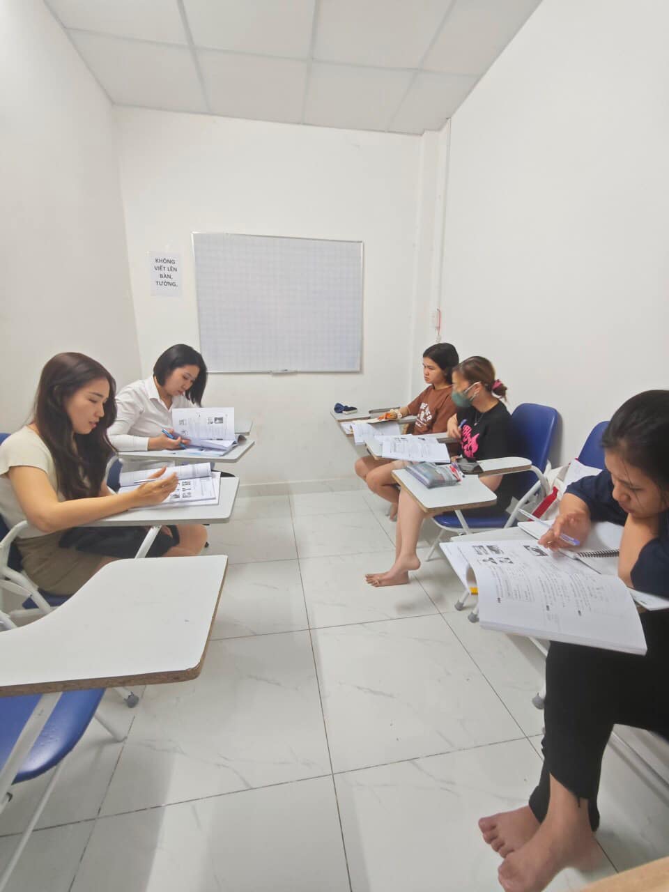 Hình ảnh 1 - Công Ty Cnhh Song Ngữ Hoa Mộc Lan