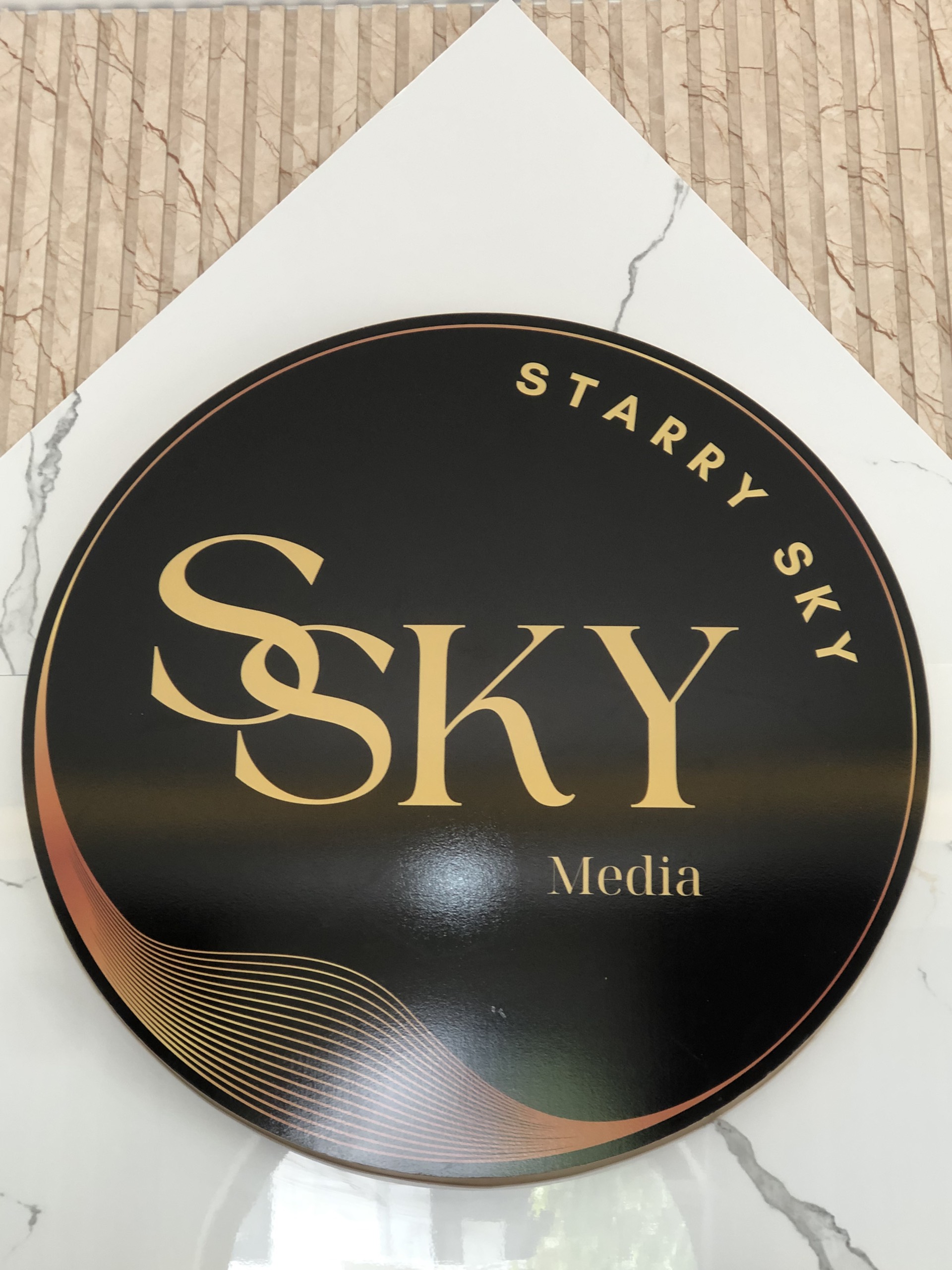 Hình ảnh 1 - Starry Sky