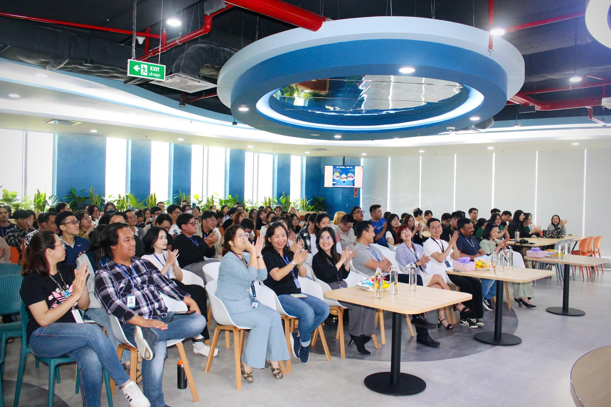 Hình ảnh 1 - Concentrix Vietnam Tuyển Dụng