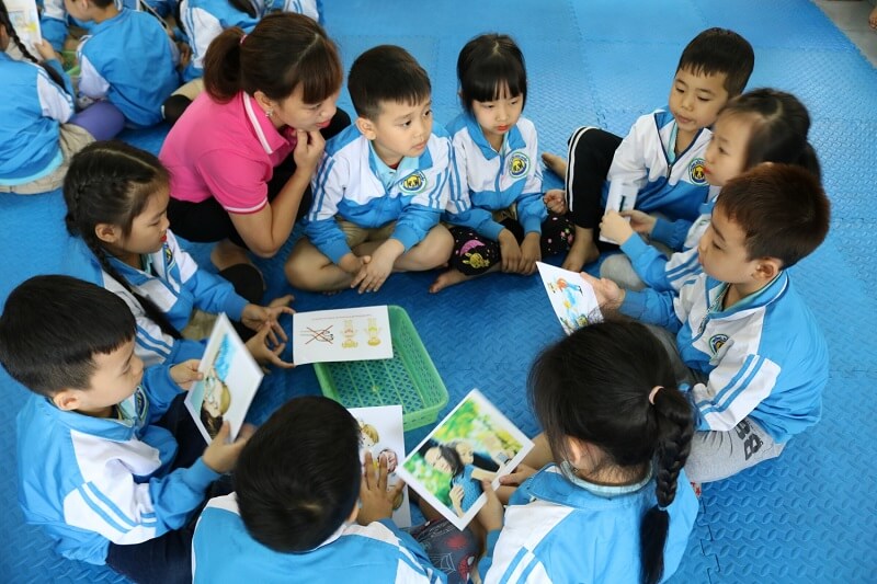 Chuẩn nghề nghiệp giáo viên tiểu học là gì?