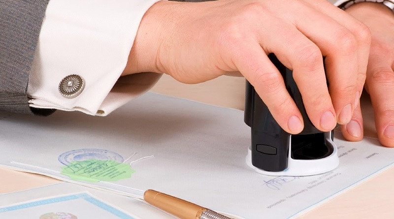 Đóng dấu treo là gì? Cần quan tâm những gì khi đóng dấu treo?