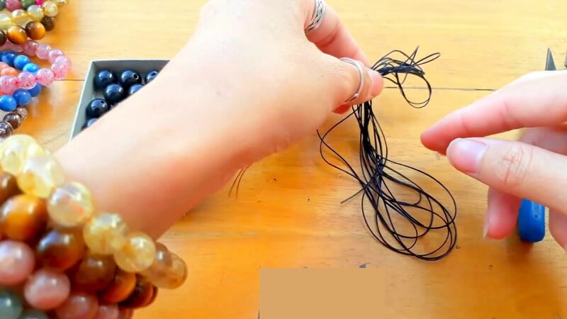 Thông tin về tuyển người xâu vòng tại nhà mà bạn nên biết