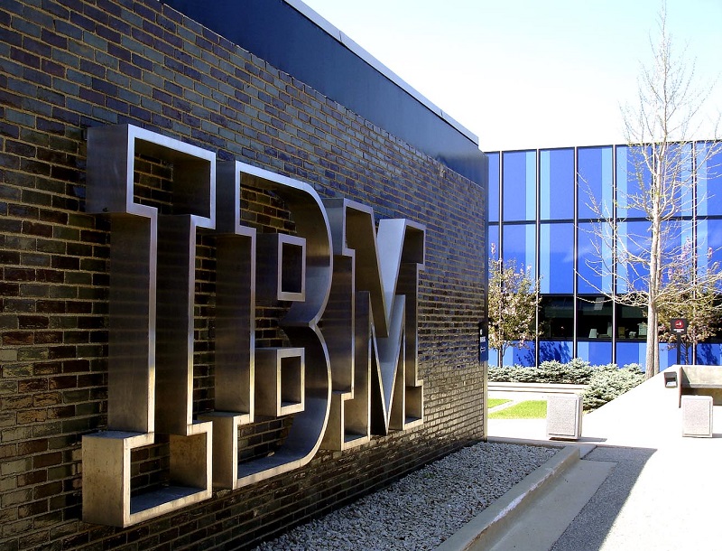 IBM là gì? Cơ hội việc làm của giới trẻ với “Gã khổng lồ” này