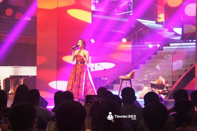 Đừng bỏ lỡ những bí mật trong mô tả công việc Ca sĩ phòng trà 