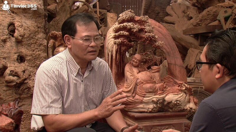 Vén màn bí ẩn trong bản mô tả công việc nhà điêu khắc chi tiết