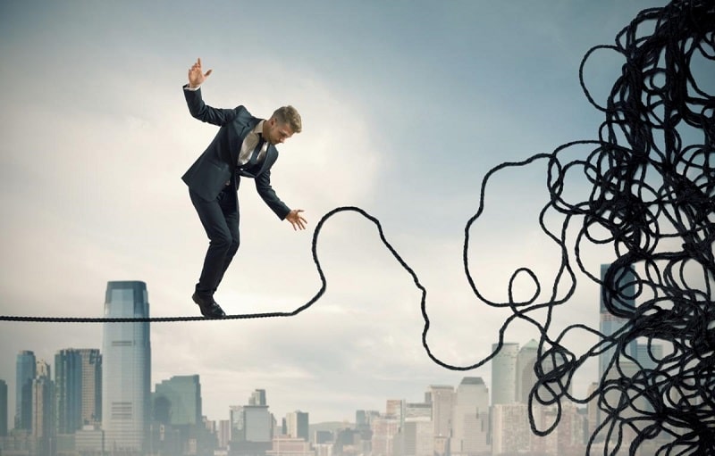 Dấn thân là gì? Dấn thân trong thế giới kinh doanh và công việc