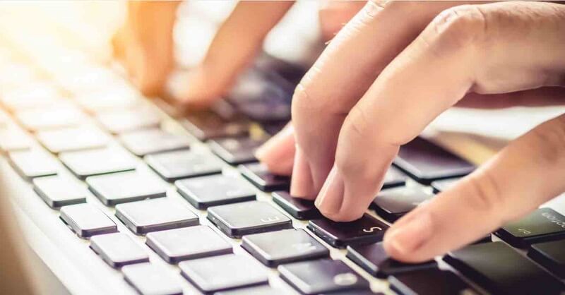 Chia sẻ cách đánh bằng 10 ngón tay giúp bạn luyện gõ thành công