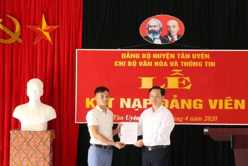 Cách viết sơ yếu lý lịch của người xin vào Đảng chi tiết nhất